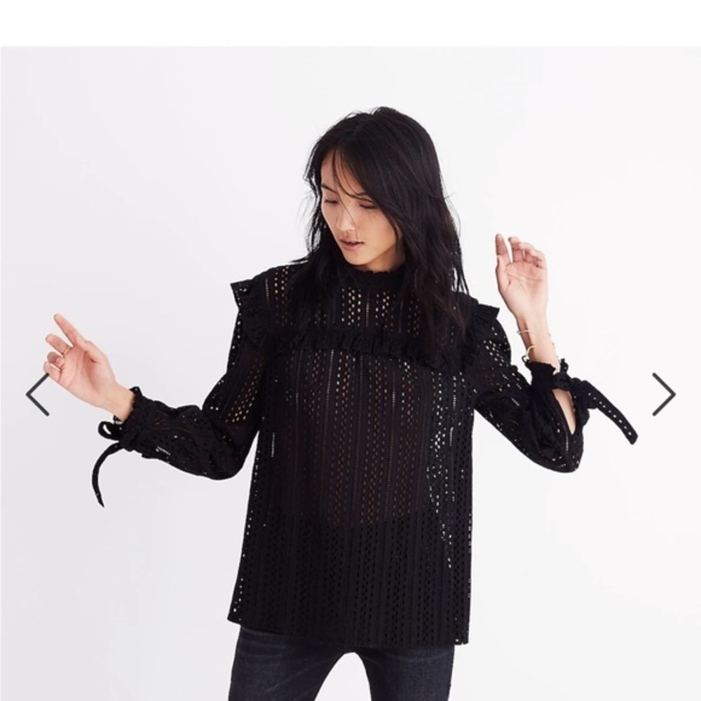 Madewell Eyelet Mockneck Ruffle Top size medium - new without tags